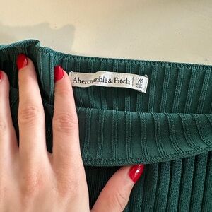 Abercrombie & Fitch Women's Green Skirt